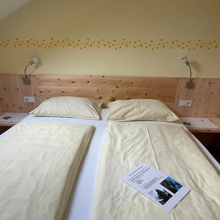 Ferienapartmenthaus Hubertushof Mittenwald Exterior foto