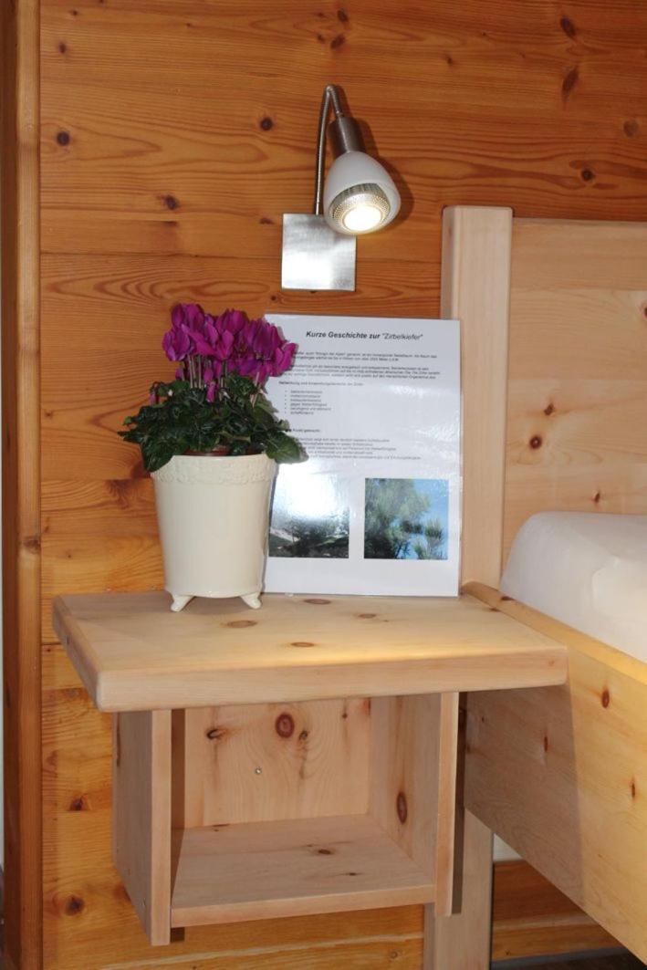 Ferienapartmenthaus Hubertushof Mittenwald Exterior foto